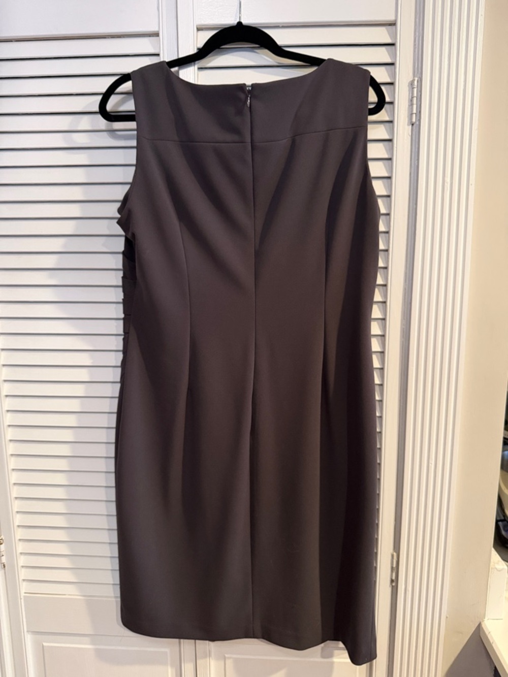 Calvin Klein Sleeveless Gray Sheath Dress with Pleated Front - Picture 2 of 3